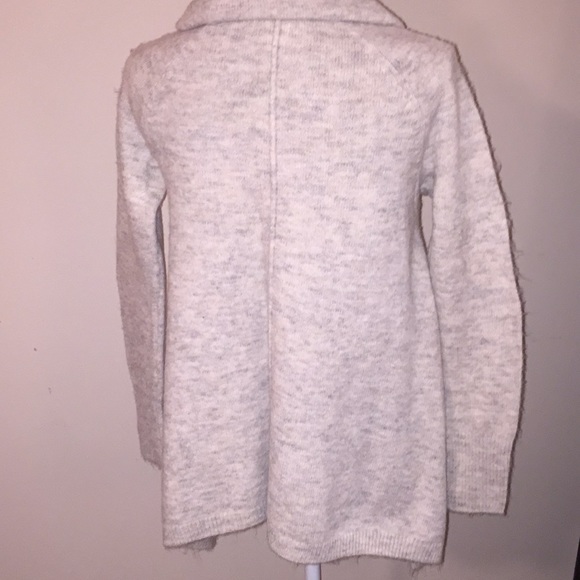 Sweater - Picture 2 of 5